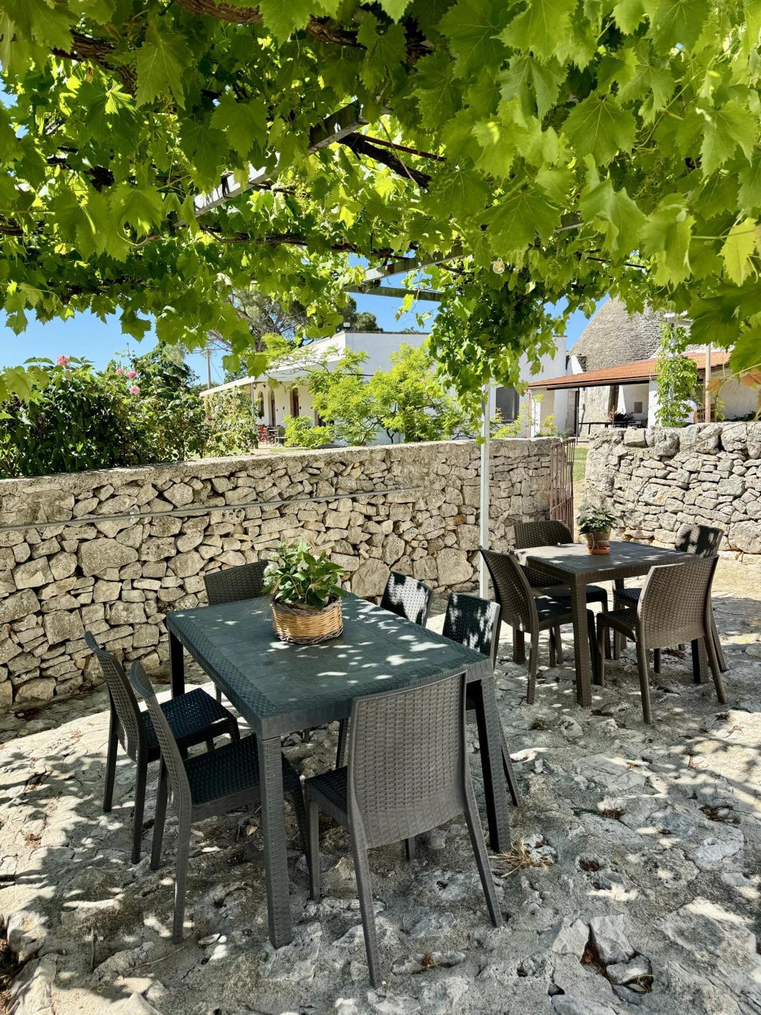 Masseria Ferri Остуні Екстер'єр фото