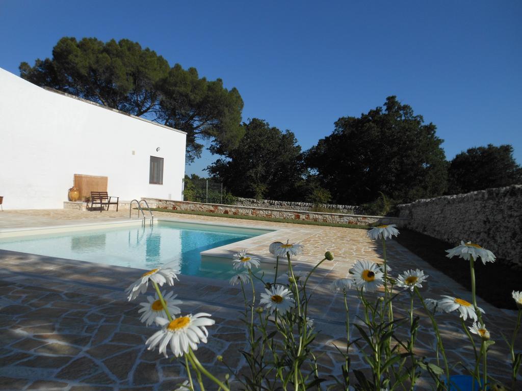Masseria Ferri Остуні Екстер'єр фото