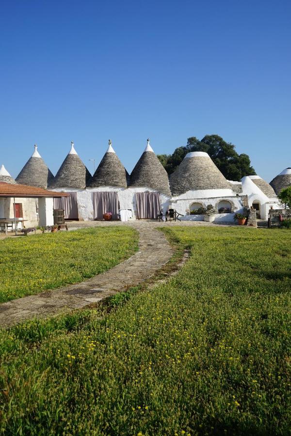 Masseria Ferri Остуні Екстер'єр фото